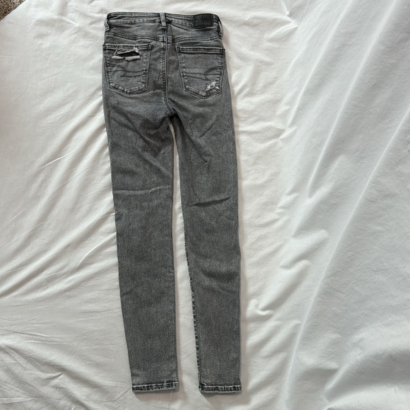 American Eagle super hi-rise jegging in distressed black, size 00 - Picture 3 of 7
